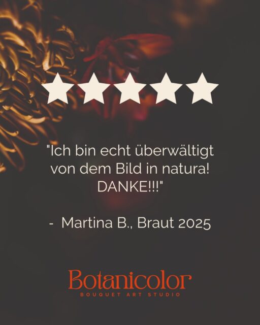 "Ich bin echt überwältigt von dem Bild in natura! Danke!!! 🥹"
Das schönste Kompliment, das ich von euch bekommen kann, sind Worte wie diese von Martina - denn genau darum geht es mir: euch zum Staunen zu bringen, Glücklich zu machen und eine ewig währende Erinnerung an eure Hochzeit zu schaffen.
➡ Du heiratest 2026 oder 2027? Buche jetzt ebenfalls dein ganz persönliches Kunstwerk geschaffen aus den Blumen deines Brautstraußes!
#brautstraußkonservierung #studiobotanicolor #brautstraußkunstwerk #hochzeit #hochzeitstrends