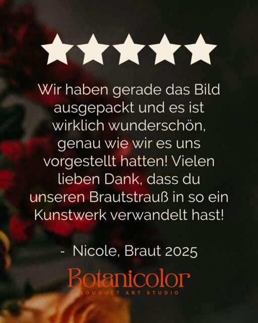 "Wir haben gerade das Bild ausgepackt und es ist wirklich wunderschön, genau wie wir es uns vorgestellt hatten! Vielen lieben Dank, dass du unseren Brautstrauß in so ein Kunstwerk verwandelt hast!"
Danke liebe N & I, dass ich euren Brautstrauß in euer Kunstwerk verwandeln durfte und für eure geniale Idee für das Motiv. Von wegen weiße Blumen sind langweilig!
Heiratest du 2027 und willst ebenfalls deinen Brautstrauß für immer bewahren? ➡ Buche jetzt! LINK IN BIO!
#brautstraußkonservierung #hochzeit2027 #hochzeitstrends